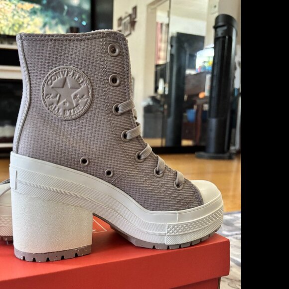 Converse Chuck 70 De Luxe High Heel - Picture 1 of 4